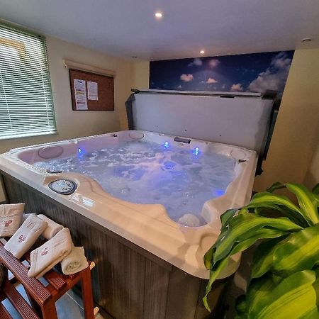 Gite Bruyere, 2 A 5 Personnes Avec Salle De Jeux Et Spa Dans La Residence Ventron Exterior foto